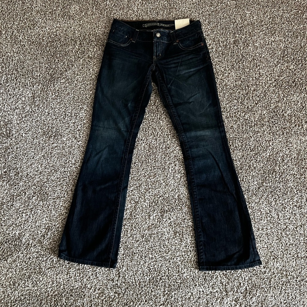 American Eagle Outfitters women’s vintage Dark Blue Flare denim Jeans